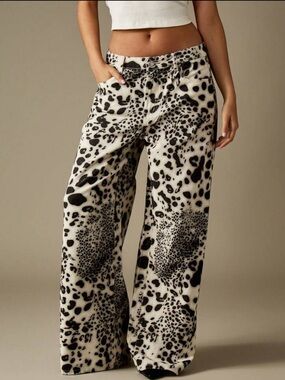 Womens Black & White Leopard Wide-Leg Pants